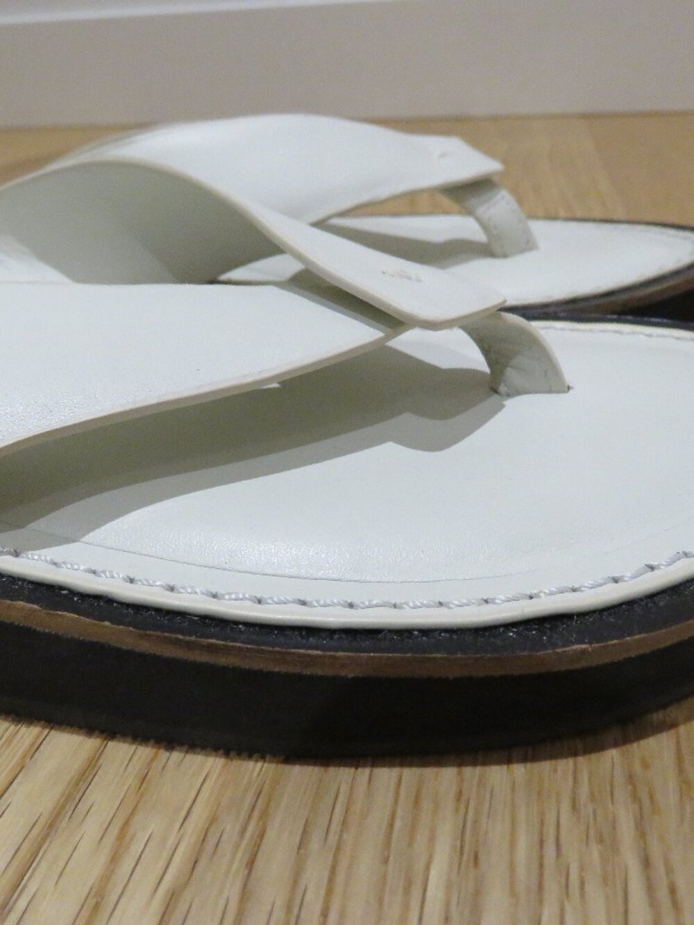 RAG & BONE Parker Thong Sandal Shoe Antique White US 6.5 Minimalist Quiet Luxury - Picture 6 of 11